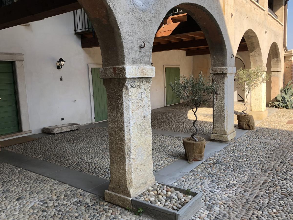 Agrigturismo Monte Cicogna Villa Moniga del Garda Luaran gambar