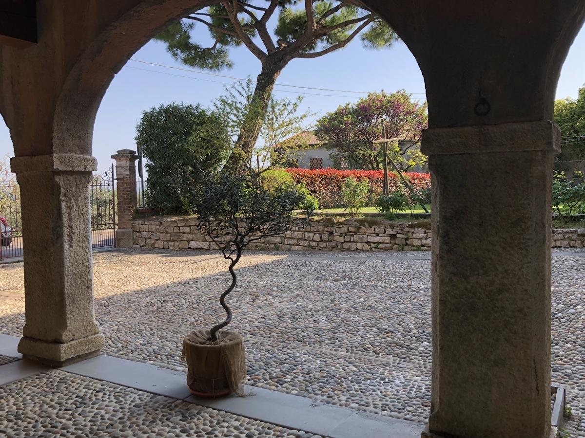Agrigturismo Monte Cicogna Villa Moniga del Garda Luaran gambar